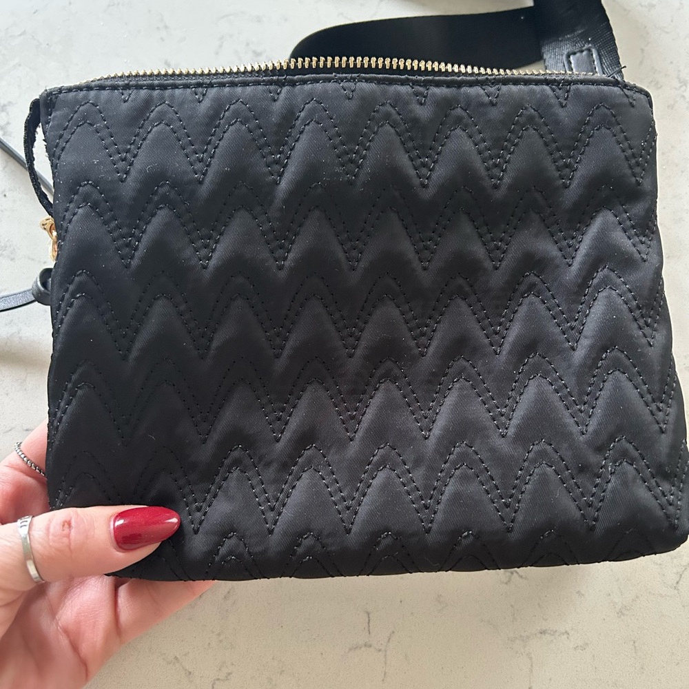 Nicole Miller Black Crossbody Bag - Picture 3 of 16